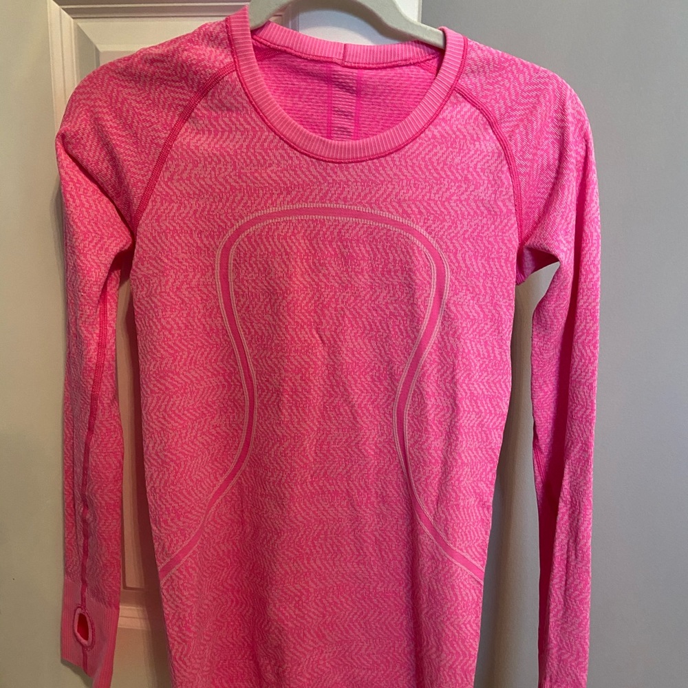 Pink LULU size 6 WORN TWICE